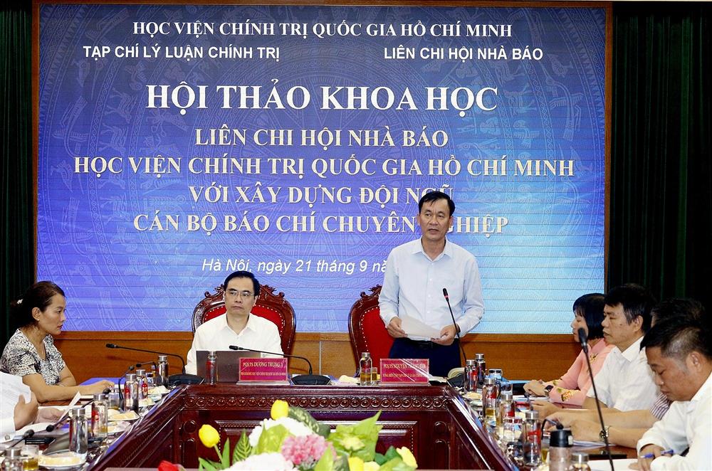 Liên Chi hội Nhà báo Học viện Chính trị quốc gia Hồ Chí Minh với xây dựng đội ngũ cán bộ báo chí chuyên nghiệp